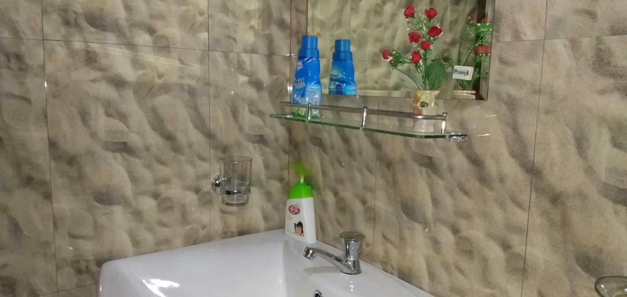 Liyara Home Stay Сігірія Екстер'єр фото